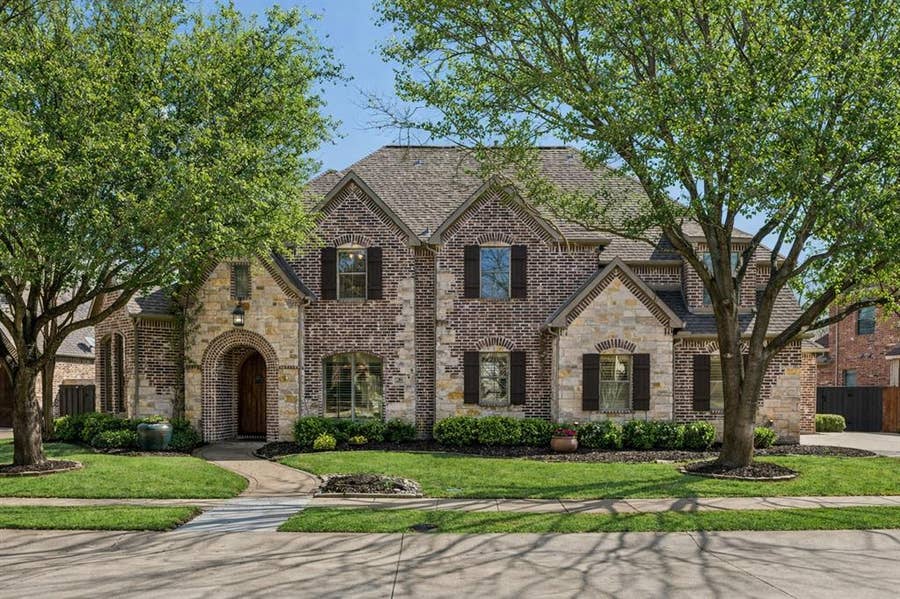 Property photo for 304 Haddington Lane, McKinney, TX
