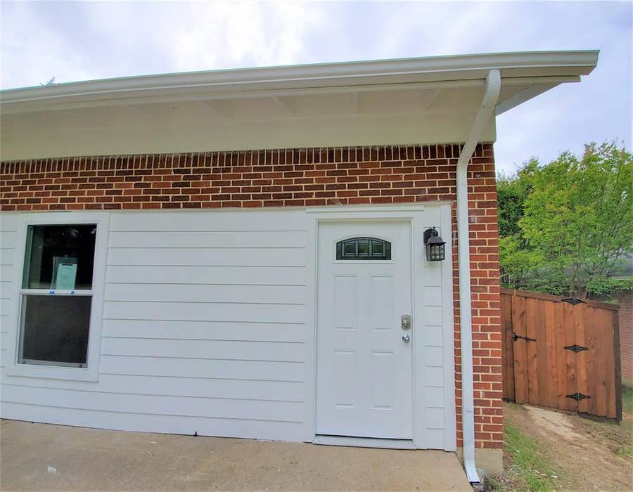 Property photo for 2115 Glenwood Lane, #100, Denton, TX