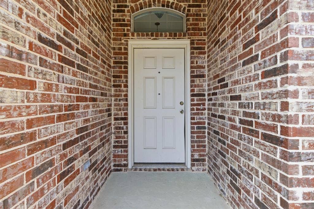 813 Chase Circle, Hurst, TX 76053 813 Chase Circle, Hurst, TX 76053