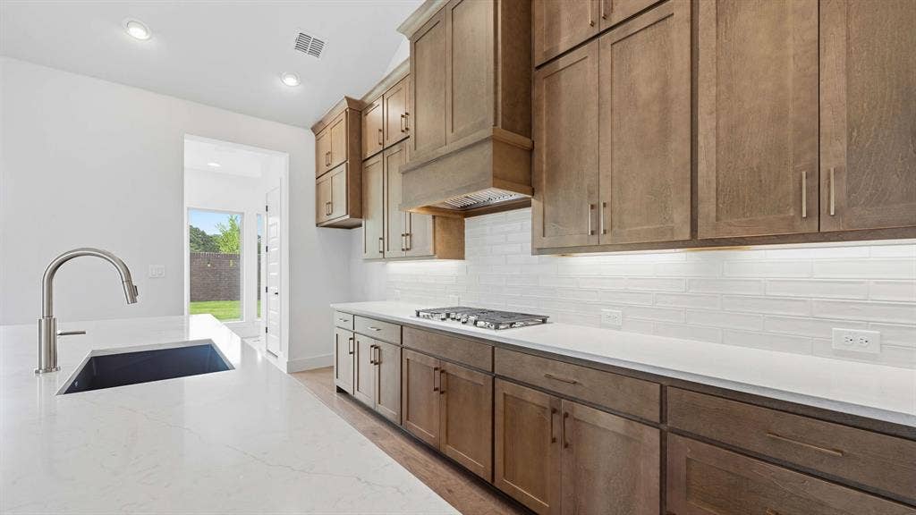 9801 Oak Glade Drive, Denton, TX 76205
