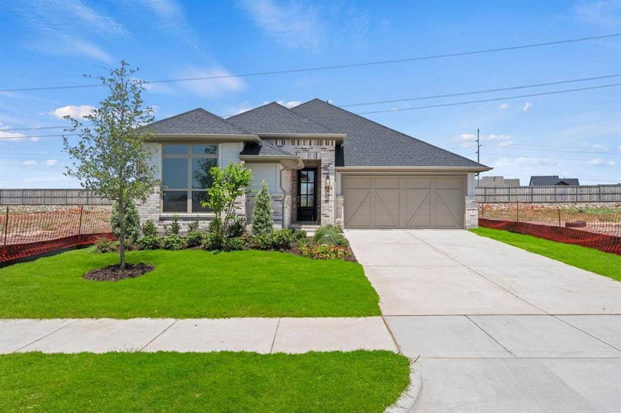 Property photo for 914 Goldenwave Trail, Wylie, TX