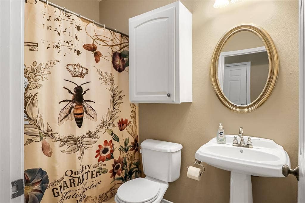 10624 Russell DR Drive, Chandler, TX 75758 10624 Russell DR Drive, Chandler, TX 75758