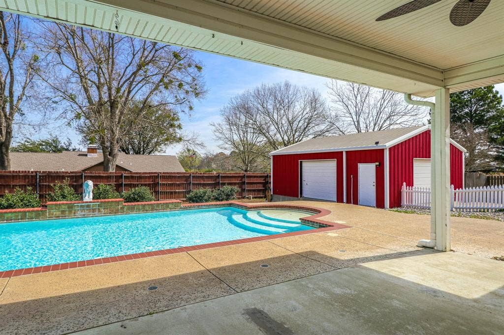 10624 Russell DR Drive, Chandler, TX 75758 10624 Russell DR Drive, Chandler, TX 75758
