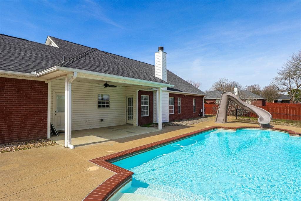 10624 Russell DR Drive, Chandler, TX 75758 10624 Russell DR Drive, Chandler, TX 75758