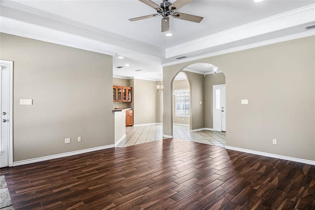 10624 Russell DR Drive, Chandler, TX 75758 10624 Russell DR Drive, Chandler, TX 75758