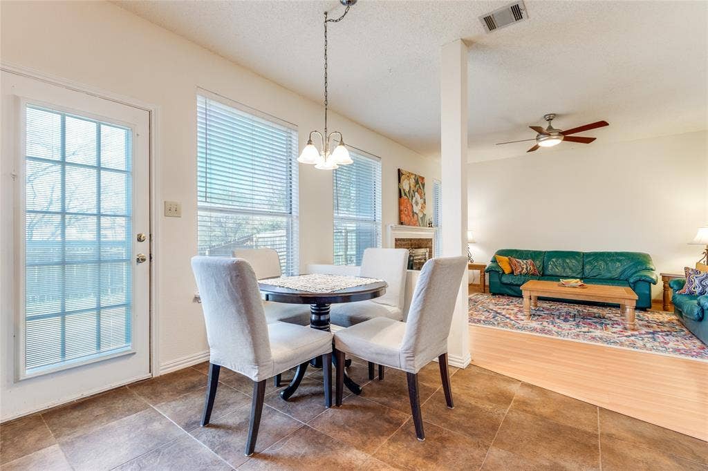 6841 Douglas Creek, Plano, TX 75023 6841 Douglas Creek, Plano, TX 75023