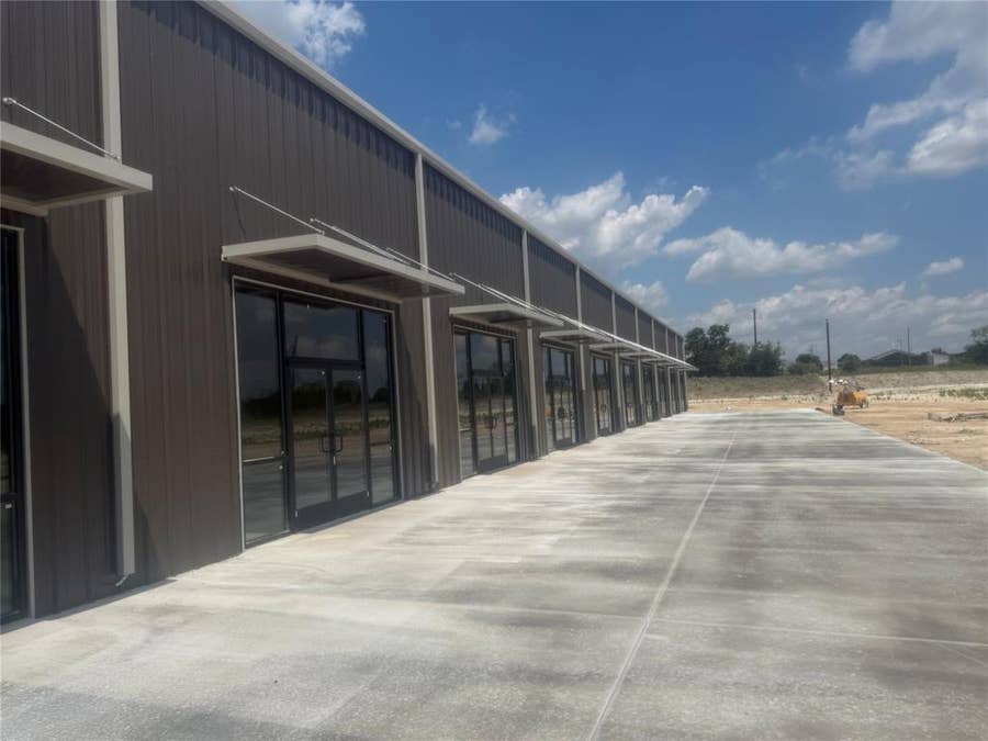 Property photo for 139 Royal Circle BUS 380, Decatur, TX