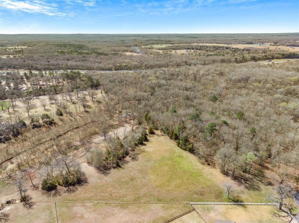 23771 Champion Drive, Lindale, TX 75771 23771 Champion Drive, Lindale, TX 75771