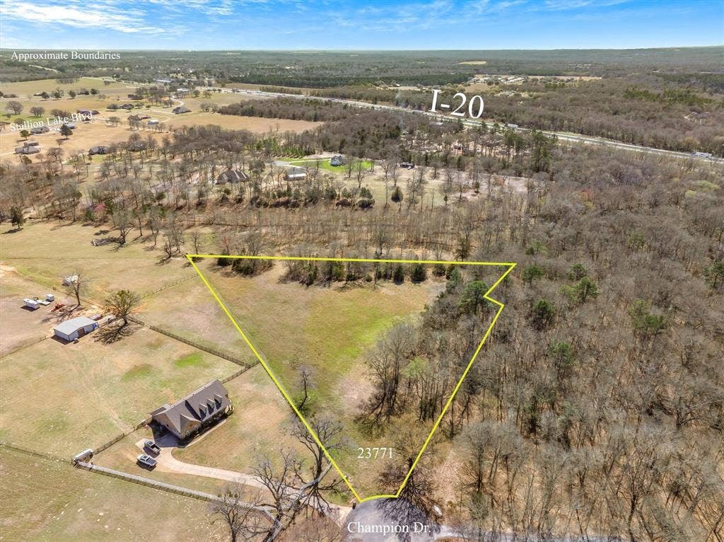 23771 Champion Drive, Lindale, TX 75771 23771 Champion Drive, Lindale, TX 75771