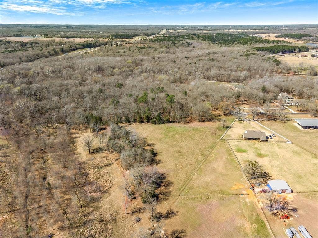 23771 Champion Drive, Lindale, TX 75771 23771 Champion Drive, Lindale, TX 75771