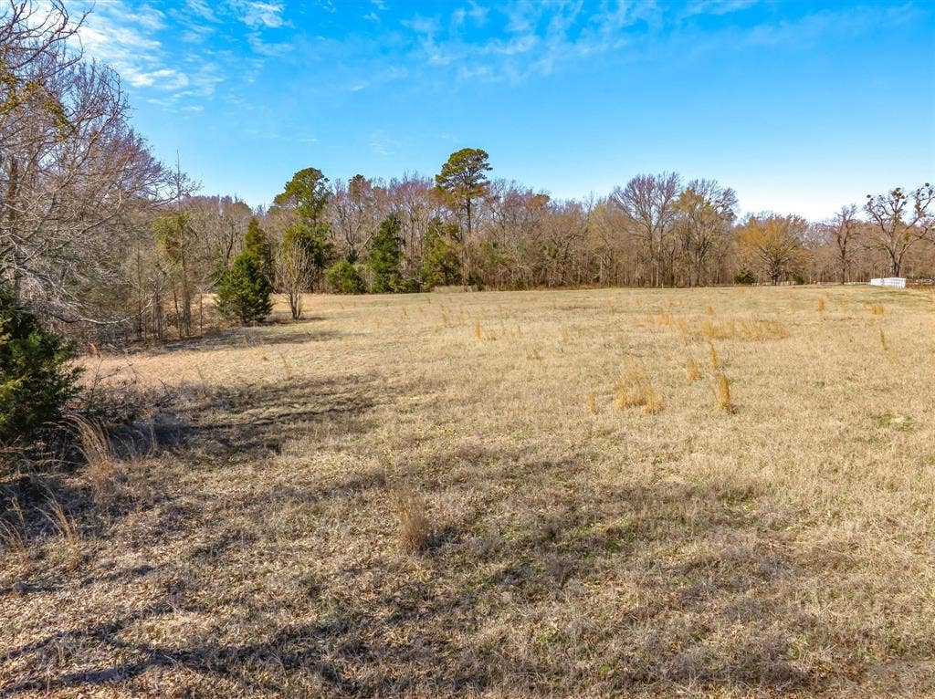 23771 Champion Drive, Lindale, TX 75771 23771 Champion Drive, Lindale, TX 75771