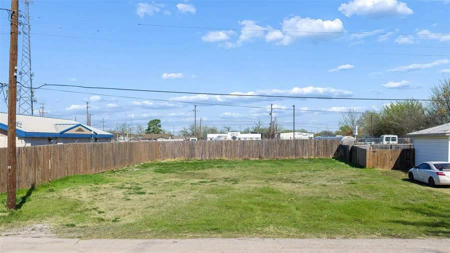 Property photo for 2309 Johnson Road, Irving, TX