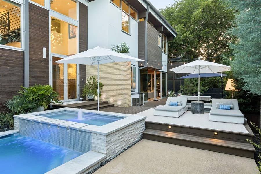 Property photo for 830 Kessler Woods Trail, Dallas, TX