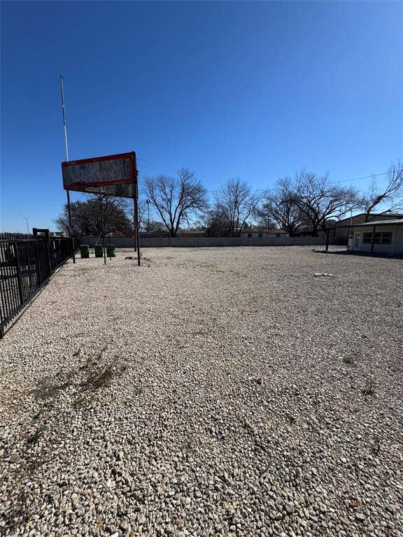 Property photo for 1301 N Us-175, Seagoville, TX