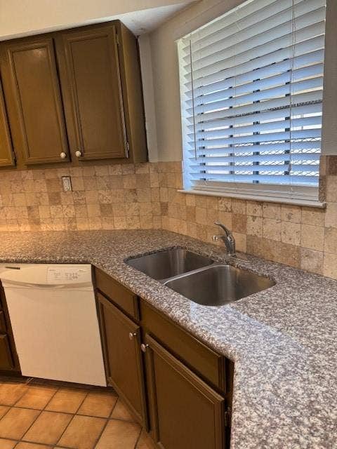 Property photo for 16301 Ledgemont Lane, #257, Addison, TX