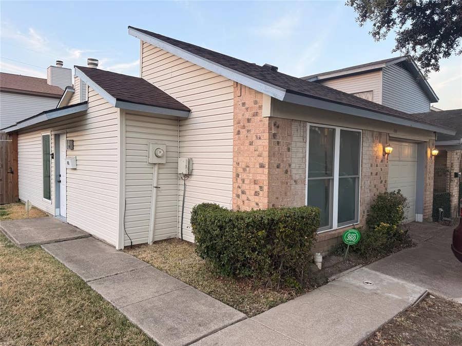 Property photo for 401 San Maria Drive, Garland, TX