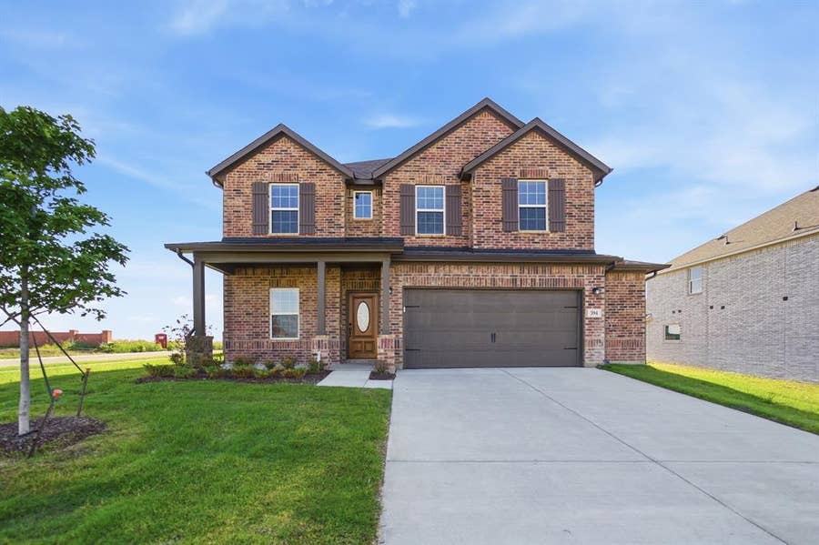 Property photo for 394 Bronco Drive, Waxahachie, TX