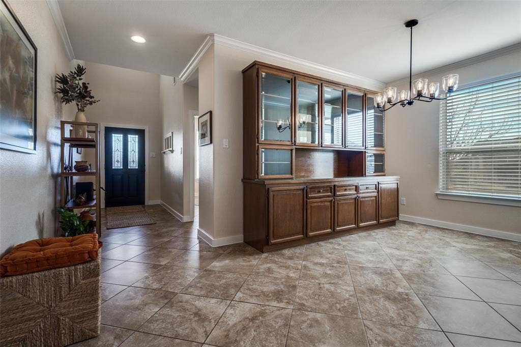 Plenty of space for a huge hutch and a table