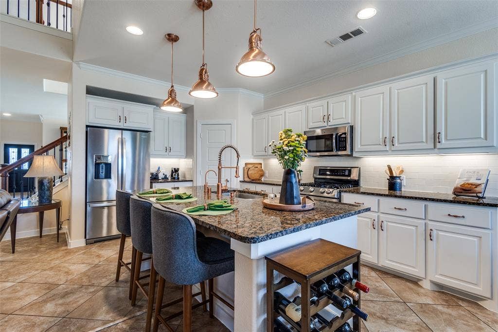 Great cabinet space