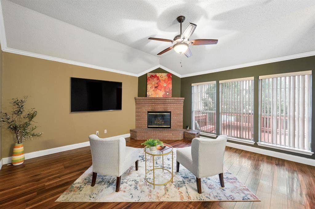 2676 Bent Tree Drive, Hurst, TX 76054 2676 Bent Tree Drive, Hurst, TX 76054