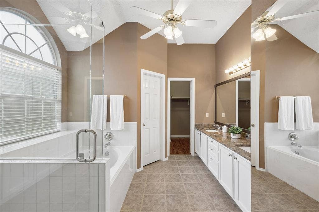 2676 Bent Tree Drive, Hurst, TX 76054 2676 Bent Tree Drive, Hurst, TX 76054