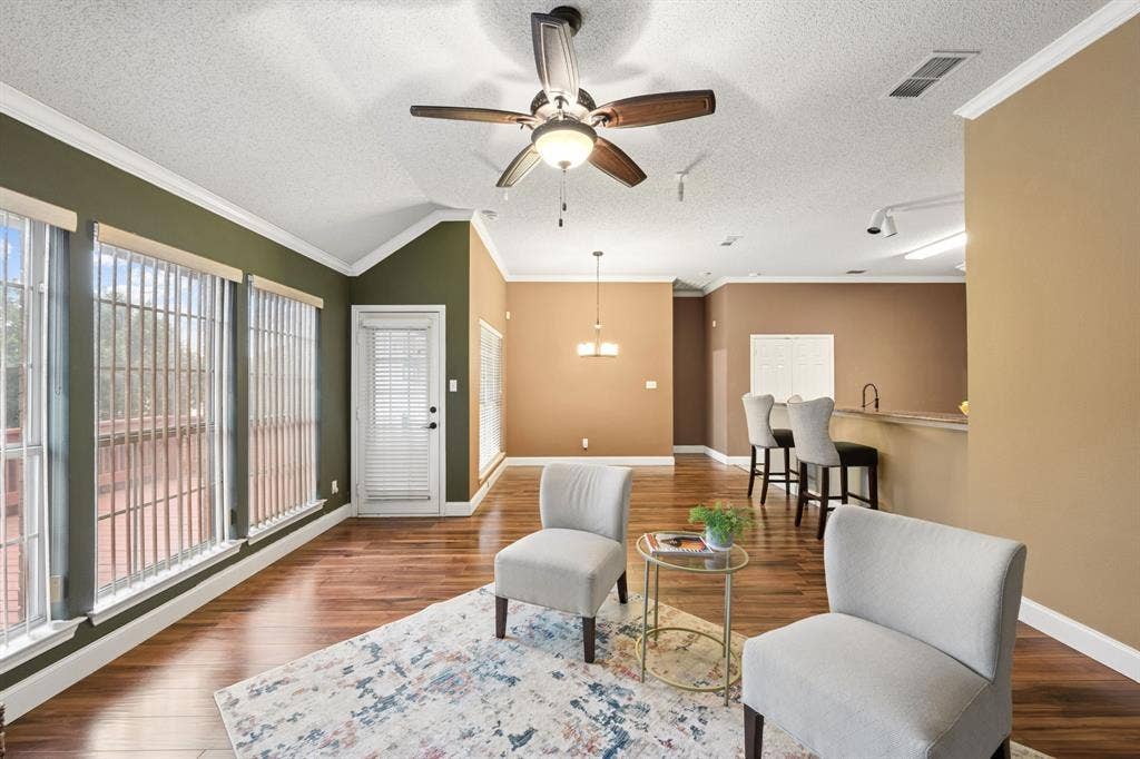 2676 Bent Tree Drive, Hurst, TX 76054 2676 Bent Tree Drive, Hurst, TX 76054