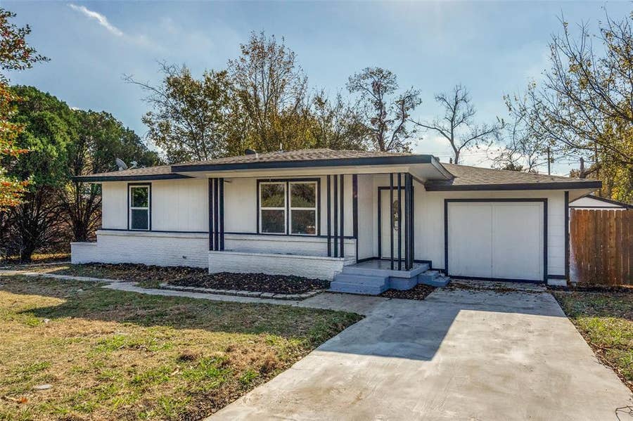 Property photo for 901 Woodleigh Drive, McKinney, TX