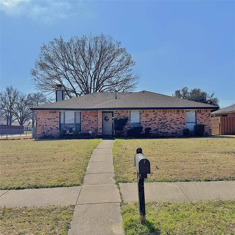 Property photo for 1122 Pyramid Drive, Garland, TX
