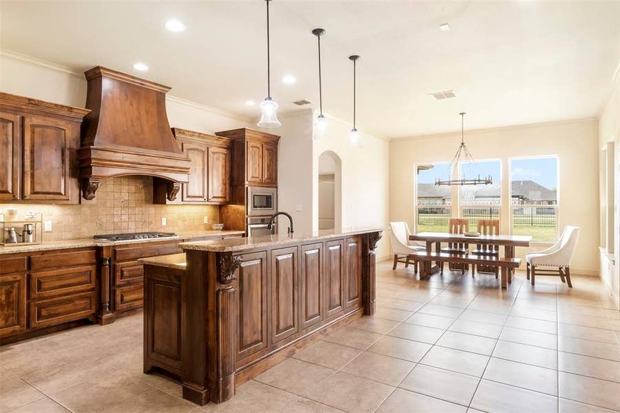Property photo for 311 Paddle Boat Drive, Granbury, TX