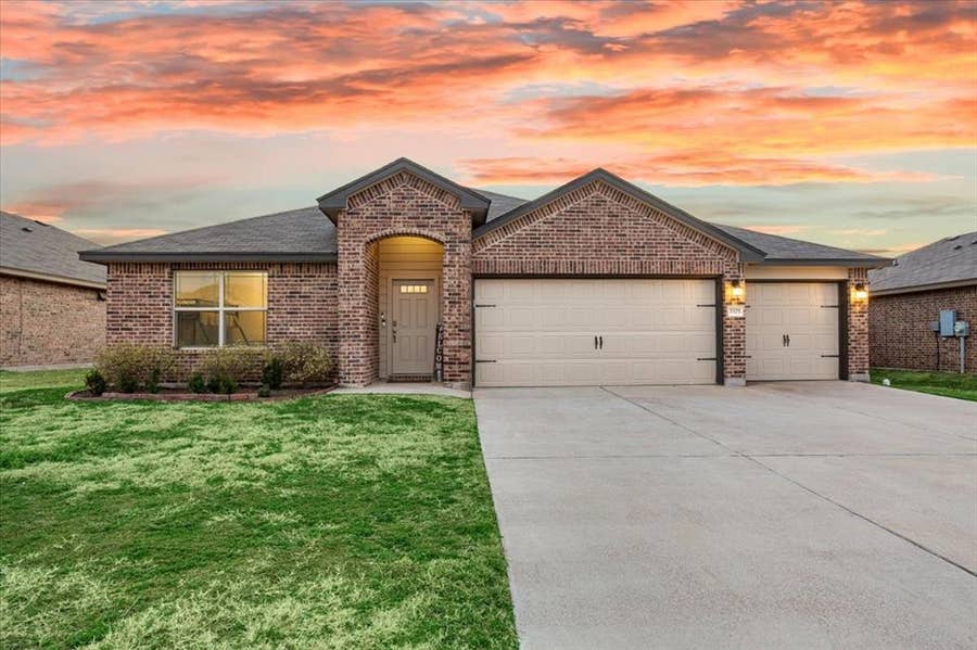 Property photo for 3105 Beutel Road, Waco, TX