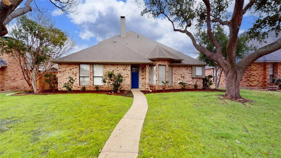 Property photo for 1010 Fairhaven Drive, Garland, TX