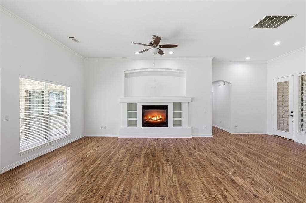 8925 Crestview Drive, Denton, TX 76207