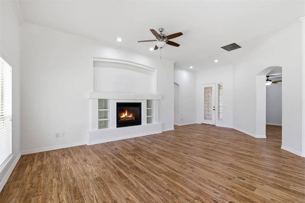 8925 Crestview Drive, Denton, TX 76207