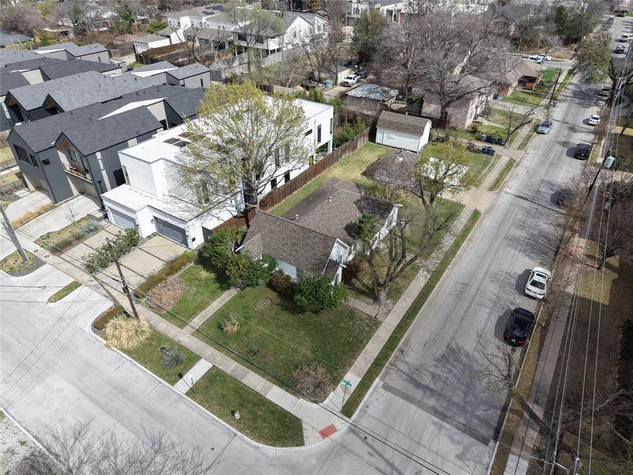 Property photo for 2302 Kirby Street, Dallas, TX