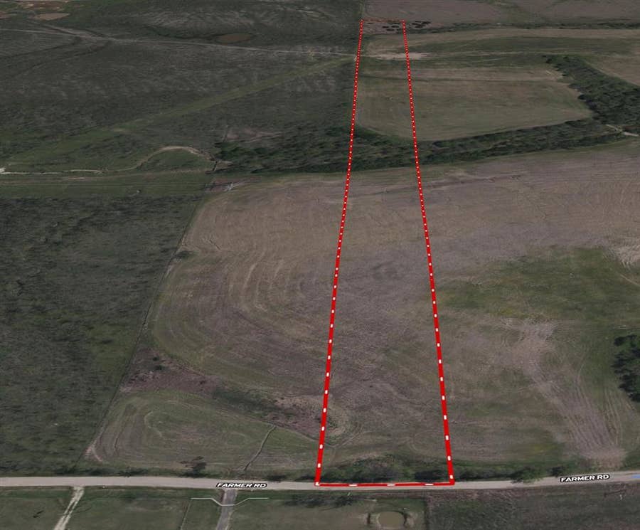 Property photo for 511 Farmer Road, Ennis, TX