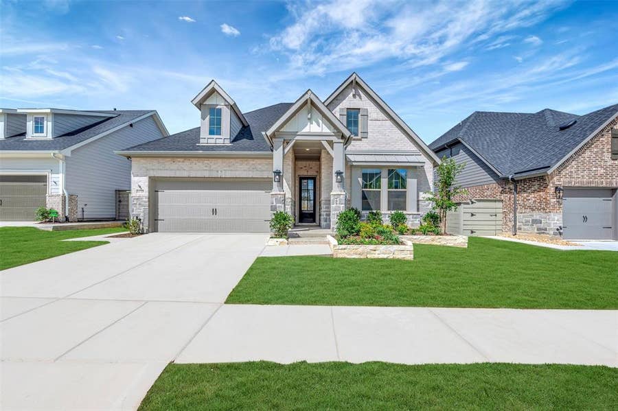 Property photo for 11725 Wildwood Street, Justin, TX