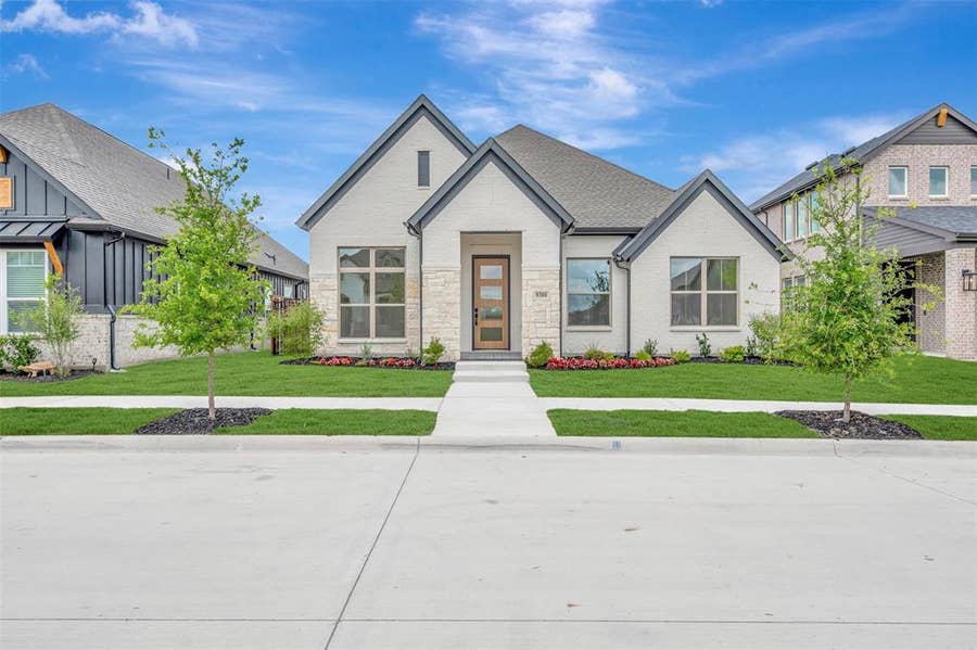 Property photo for 9308 Persimmon Lane, Mesquite, TX