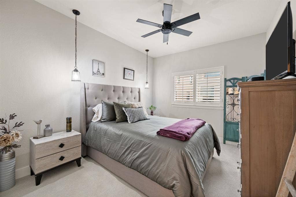8254 Laflin Lane, Dallas, TX 75231 8254 Laflin Lane, Dallas, TX 75231