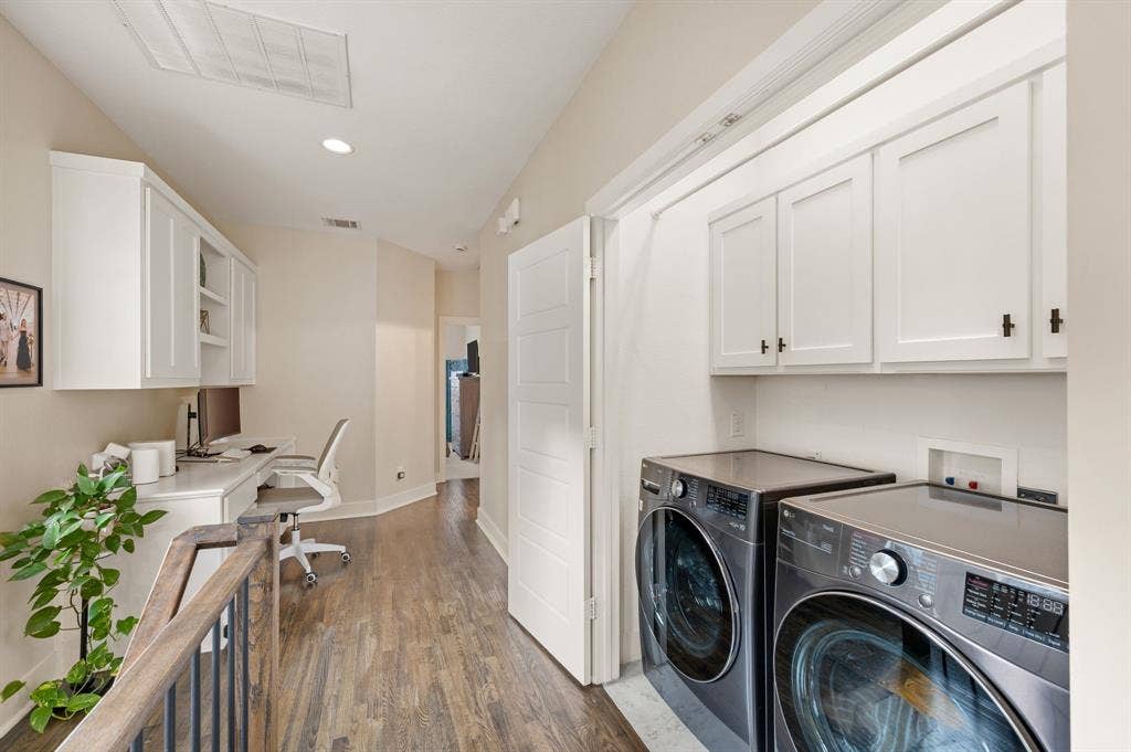 8254 Laflin Lane, Dallas, TX 75231 8254 Laflin Lane, Dallas, TX 75231