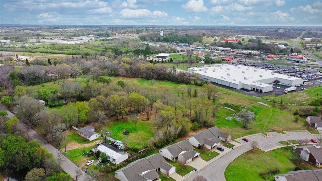 504 Wood Street, Athens, TX 75751 504 Wood Street, Athens, TX 75751