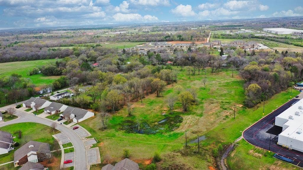 504 Wood Street, Athens, TX 75751 504 Wood Street, Athens, TX 75751