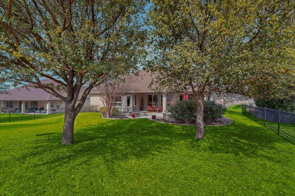 11005 La Jolla Way, Denton, TX 76207