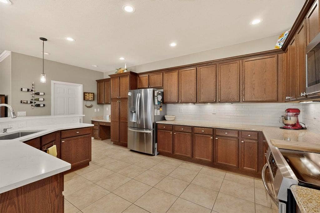 11005 La Jolla Way, Denton, TX 76207