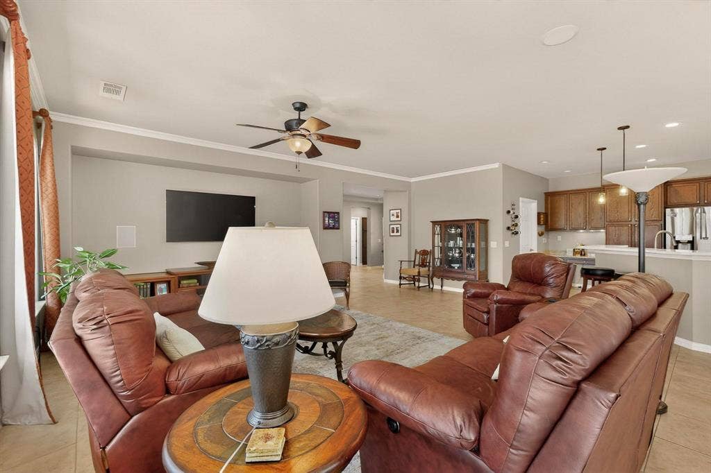 11005 La Jolla Way, Denton, TX 76207