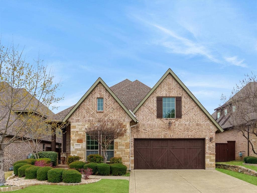 2115 N Hill Drive, Irving, TX 75038 Front of one of two one story homes in all of Cottonwood Hill Estates