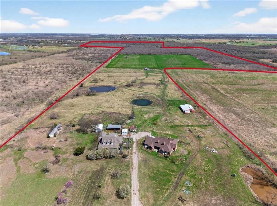 Property photo for 9595 County Road 262, Crandall, TX