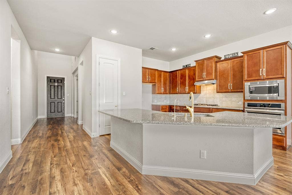 2890 Quinton Street, Prosper, TX 75078 2890 Quinton Street, Prosper, TX 75078