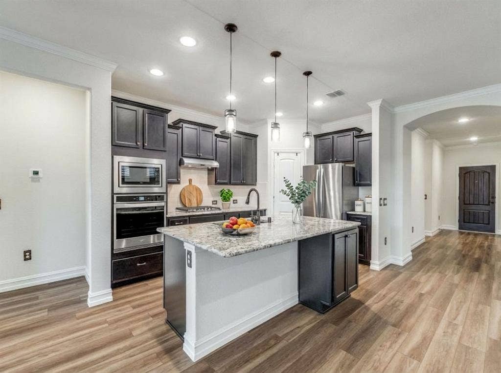 308 Sleepy Willow Lane, McKinney, TX 75071 Virtual staging