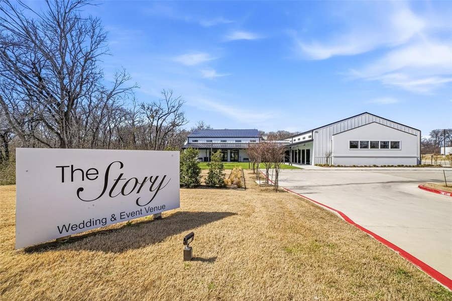 Property photo for 410 S Paschall Road, Sunnyvale, TX