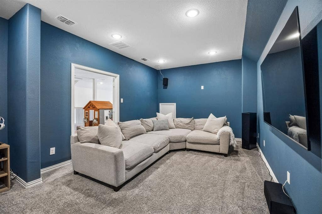 13674 Carmenita Drive, Frisco, TX 75035 Carpeted living room featuring baseboards and recessed lighting